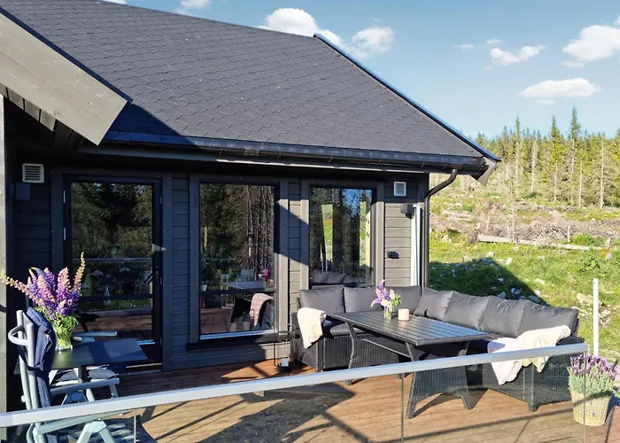 Lovely In With Kitchen